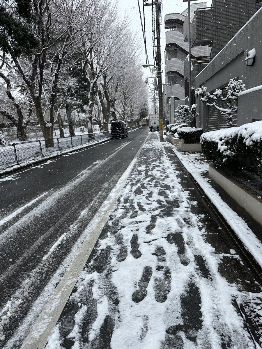 nisann14499's tweet photo. 明日まで残ってたらやべーな https://t.co/WfiFvdIqN1