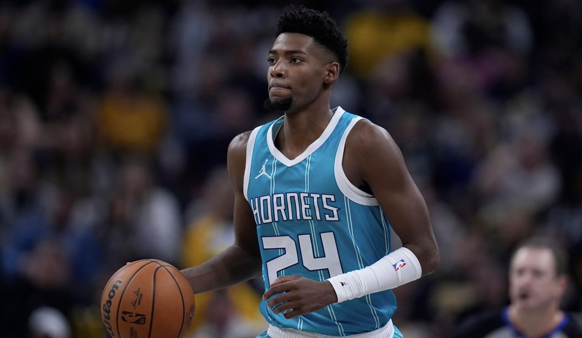 𝒃🏀 tweet media