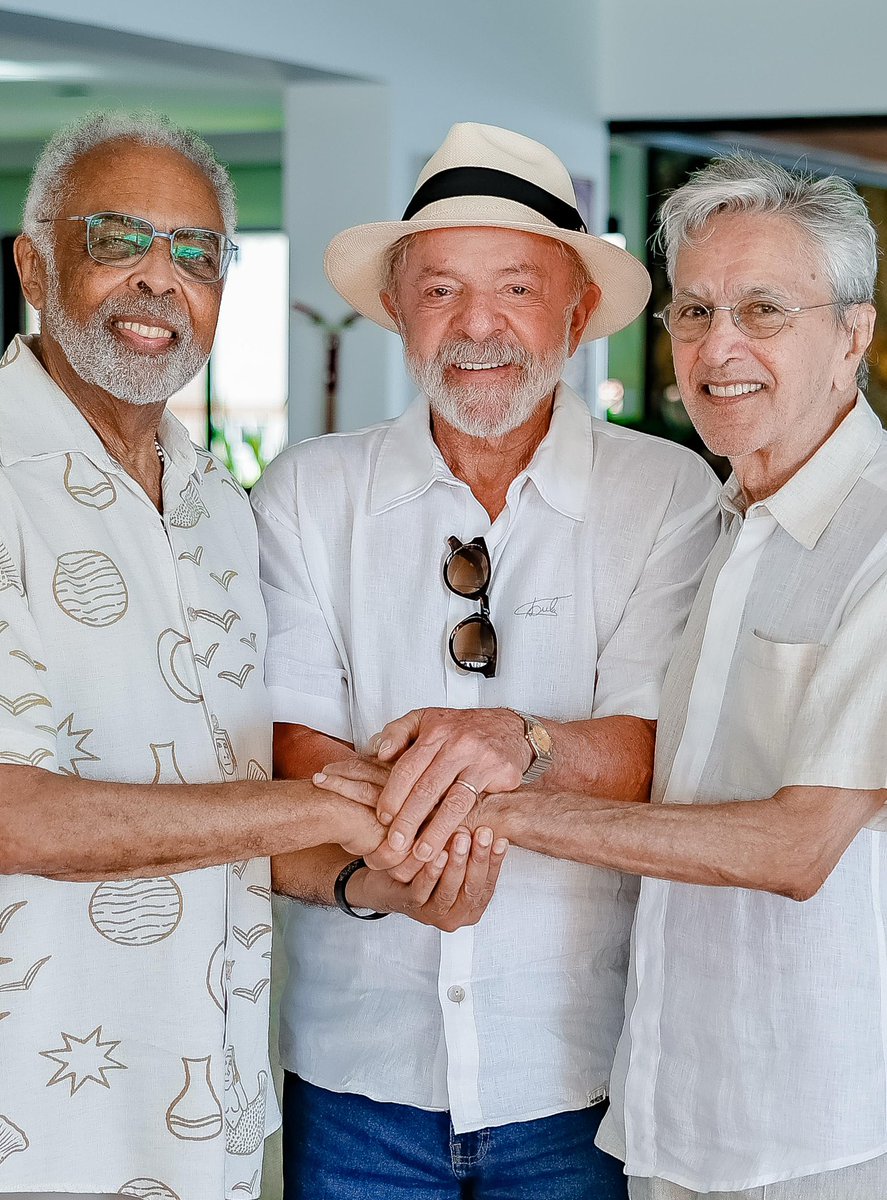 gilbertogil's tweet photo. Almoço de sábado entre amigos 

📸 @ricardostuckert https://t.co/1mCxxIC5gt
