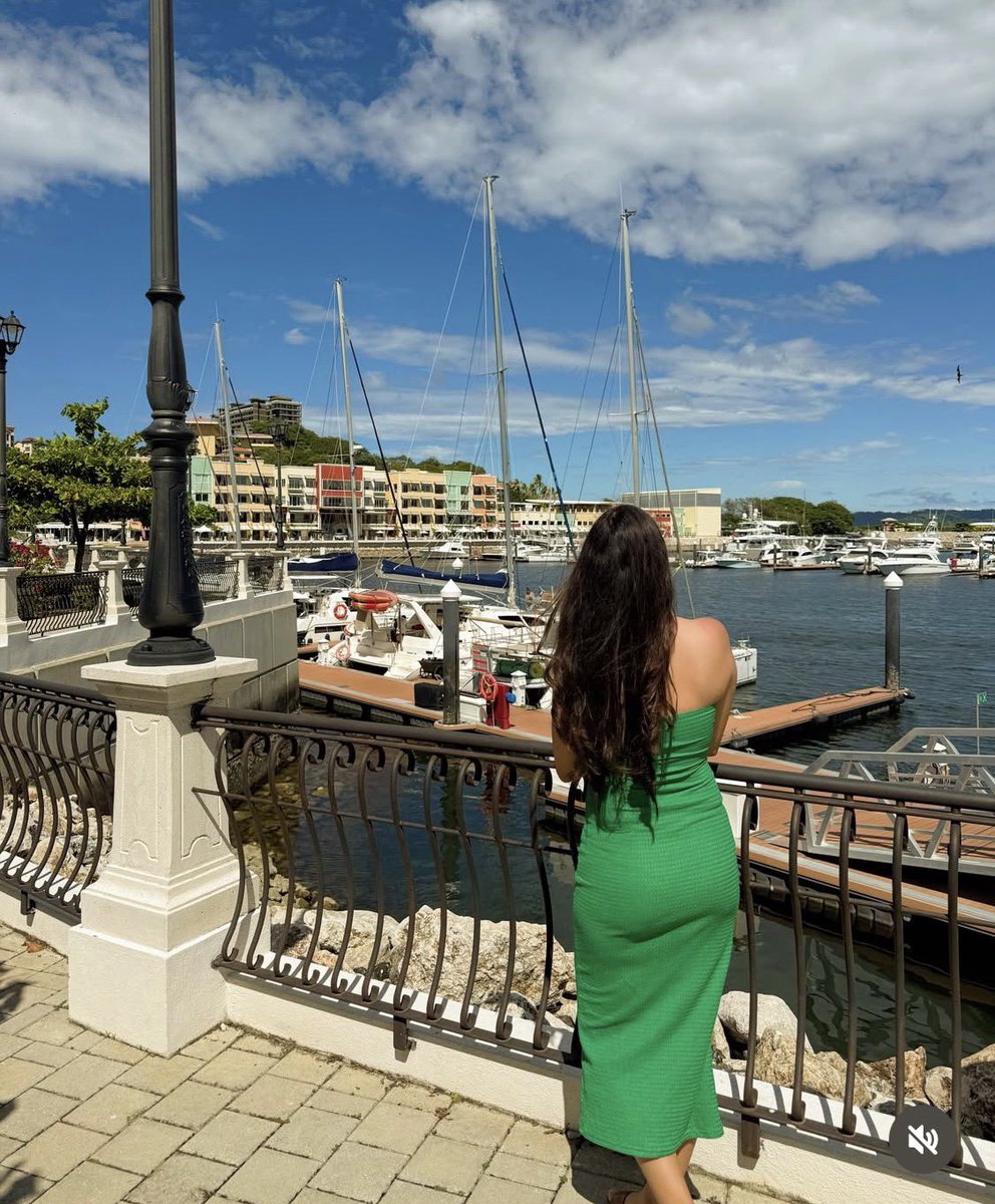 KierstenCal's tweet image. Every love story is beautiful, but ours is my favorite😍🥰🫂🍾.