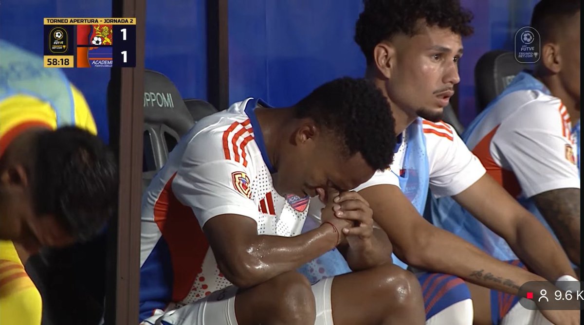 Con las buenas noches 😴