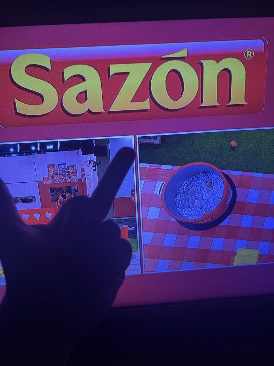 Vai se fode <a href="/tadeuschmidt/">Tadeu Schmidt</a> é <a href="/SazonOficial/">#SazonNoBBB ❤️</a> 🖕🏻