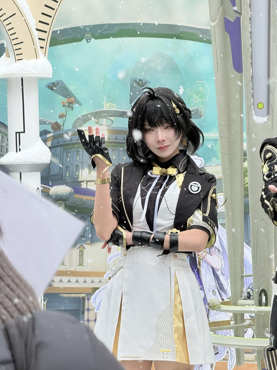 sim lance tweet media