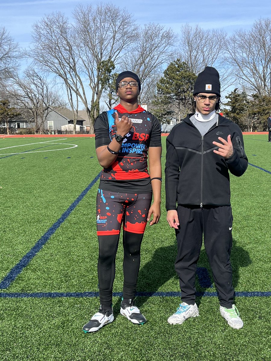 AlexzanDro “A.J” Vaughan tweet media