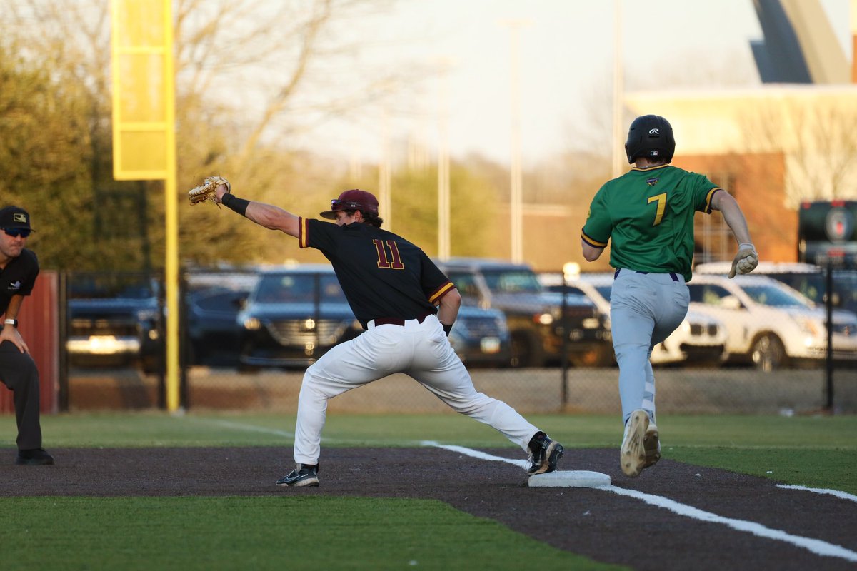 Six home games. Six victories. ⚔️ Don’t just follow it — experience it. #GoCavs #SwordsUp #BPCCproud #NJCAA #RegionXIV