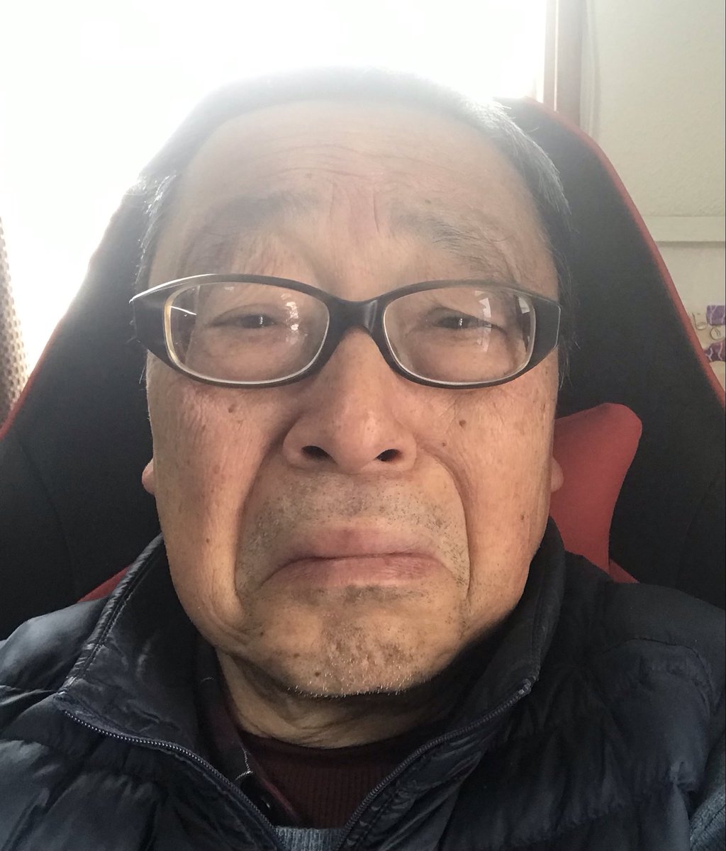 凄く雪降ってきた。
かなり積もりそうで、困っちゃうなァ 