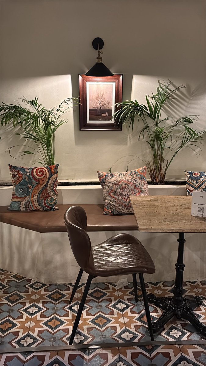 Sara_Om10's tweet image. #صباح_الخير

يسعد صباح الجميع بـ گل خير 🤍