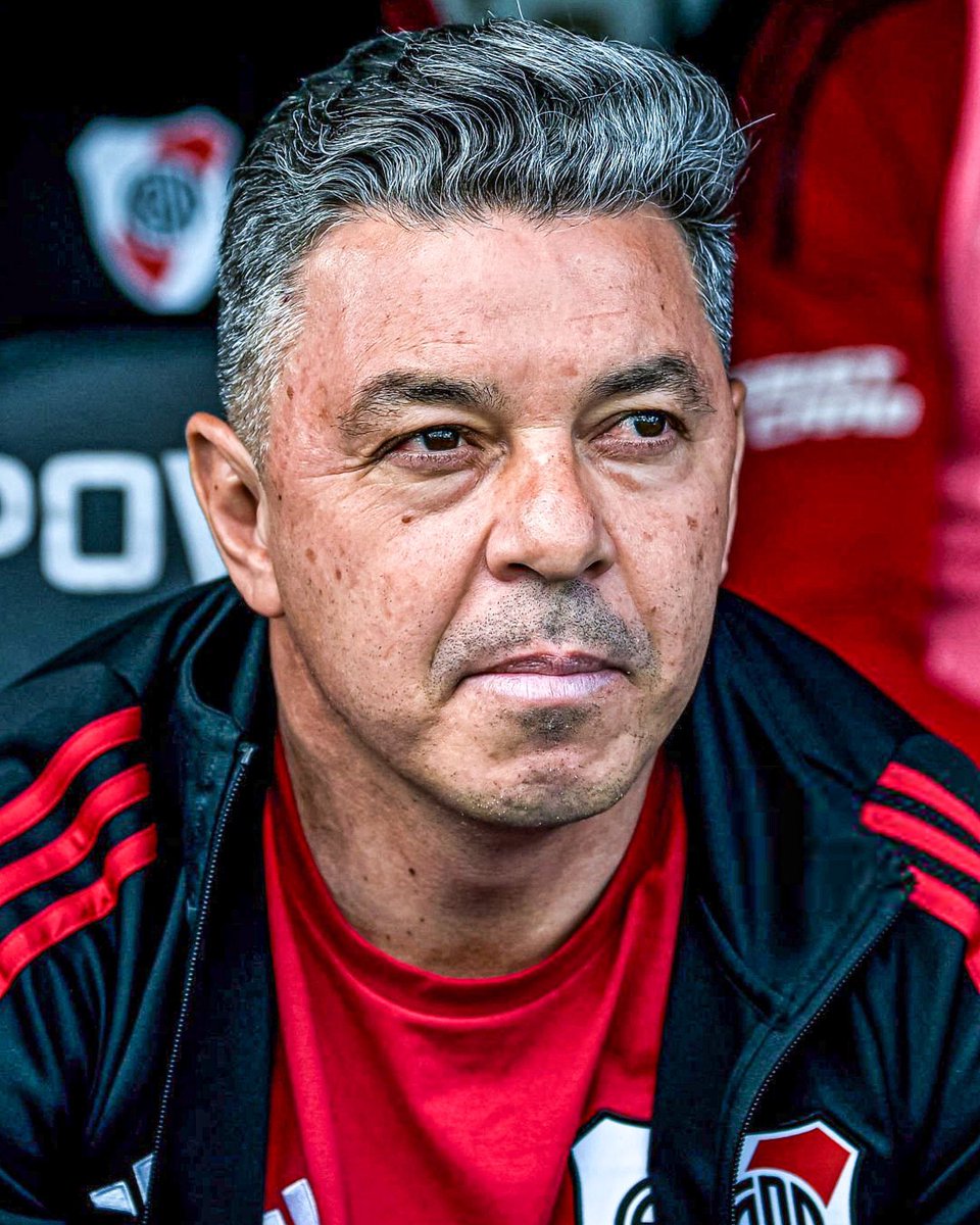 dataref_ar's tweet photo. 🔴⚪️ “FUE UNA MUY MALA NOCHE. YO NO ME VOY A QUEDAR CON ESTO Y CON LO DEL AÑO PASADO. ESTÁBAMOS SIENDO MUY SALUDABLES COMO EQUIPO”

🗣️ MARCELO GALLARDO luego del 1-4 de River Plate ante Tigre:

“Impensado. Hoy nos salió todo mal y cometimos muchos errores. Fue una muy mala noche que generó la derrota que vimos esta noche.

Yo ya hablé de lo que fue el año pasado. Las expectativas están renovadas y estábamos siendo muy saludables como equipo. Las derrotas como la de esta noche tienen tendencia a retraer lo del año anterior. 

Yo no me voy a quedar con esto y con lo del año pasado. Voy a analizar y esto no se tiene que volver a repetir. Veníamos en evolución y fue un mazazo impensado.

¿Qué hicimos mal? Los análisis claramente son para adentro. Hoy falló el comportamiento como equipo”.