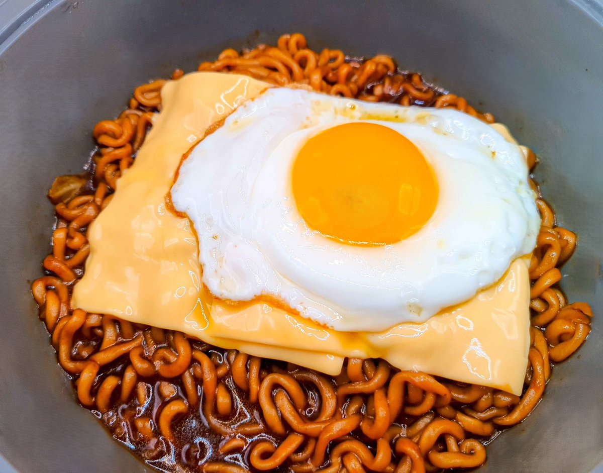 다들 맛점 하세요!
저는 불맛나는 짜계치😋