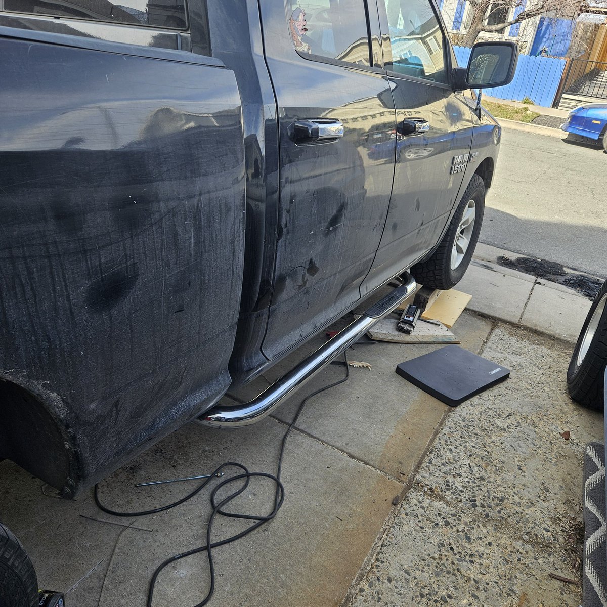 Im not sure why the drivers side stick out better?  Didnt do anything different. Looks better. But. Im happy with it.