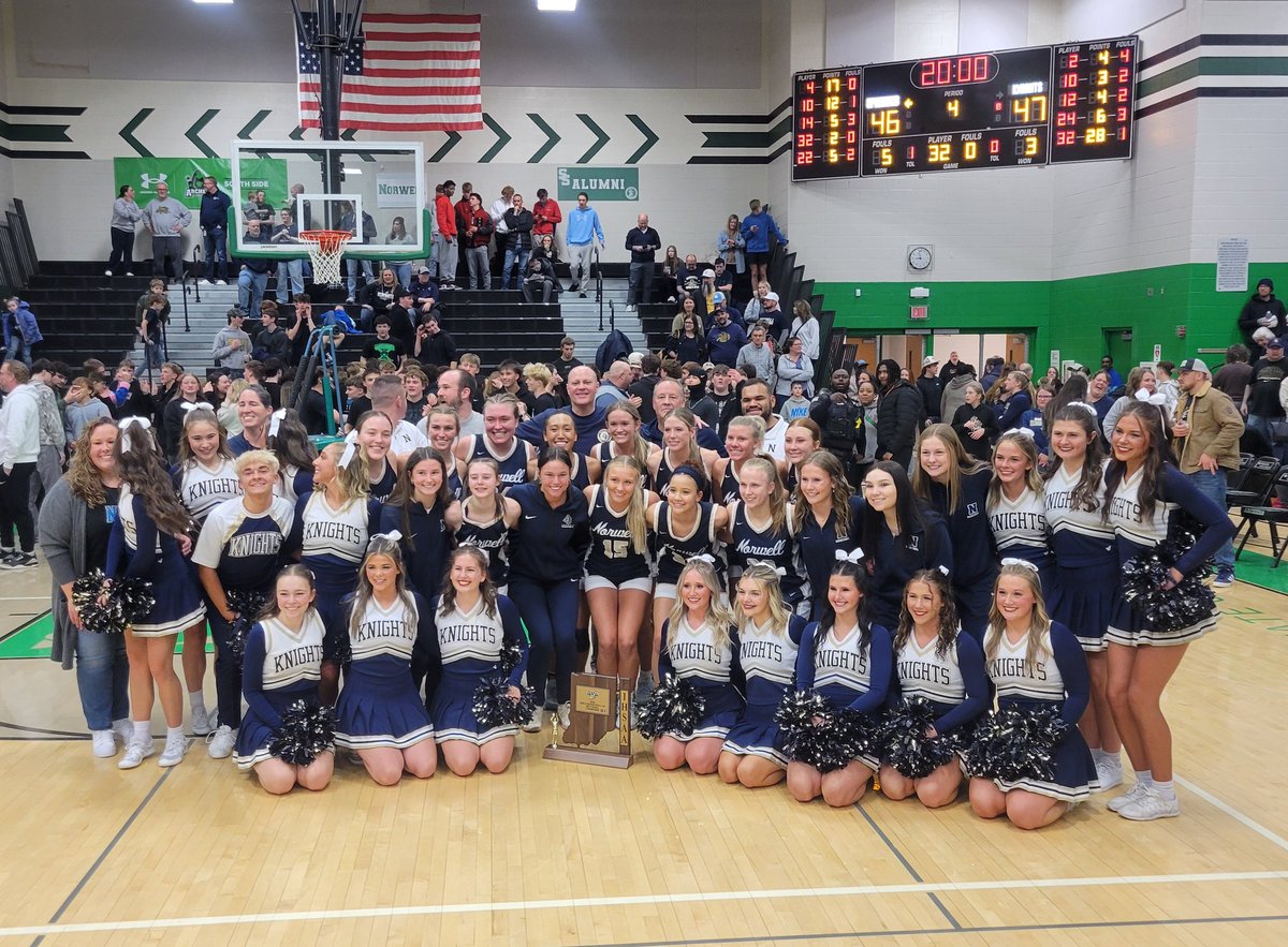 RyanWalkerHU's tweet photo. Your Sectional 6 Sectional champions: The Norwell Knights. https://t.co/2GvsdEnKAE