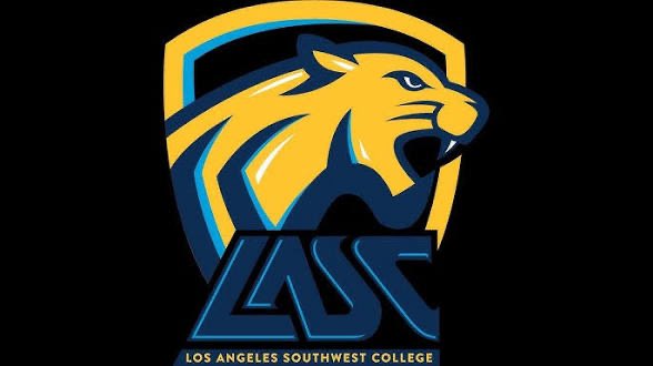 Chase_Morrison0's tweet photo. I am blessed to continue my football journey after having a conversation with @LASCCollege79 I have received my fifth  official offer.
@michaelJreed4 @rongolf6807 @1teamdriven @headcoachmiller @sierravistafb @Ath_Dynasty @PrepRedzoneNV @CoachCarlson55 @rayray_rodgers https://t.co/3q2GcqQEzW