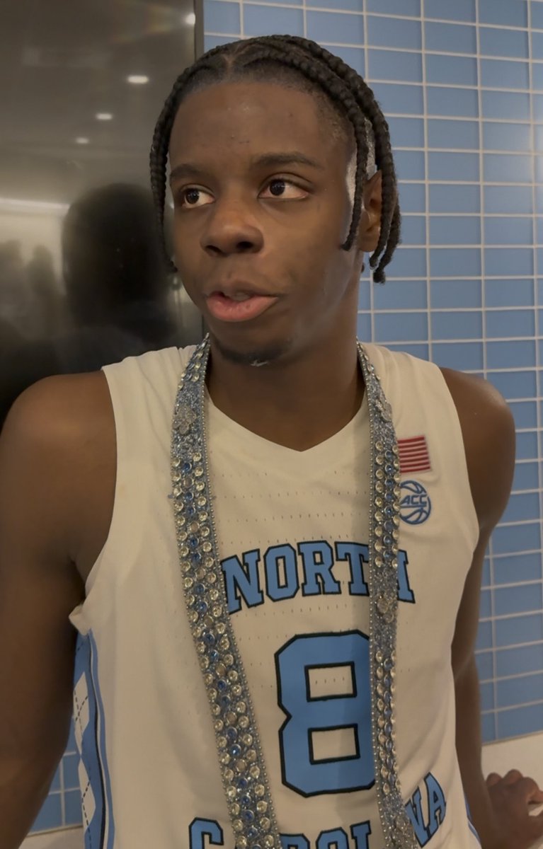 KeepBlitzin's tweet image. Caleb Wilson did his postgame interview wearing his bedazzled belt.