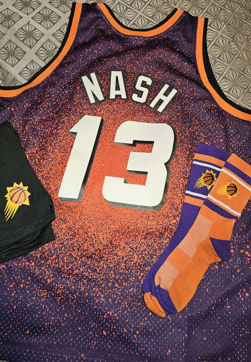 Big_Red_Rage's tweet photo. @SteveNash @Suns
Celebrated all day with you! #HappyBirthday #SteveNash 🎉🎂 https://t.co/sBrKgAuDM1