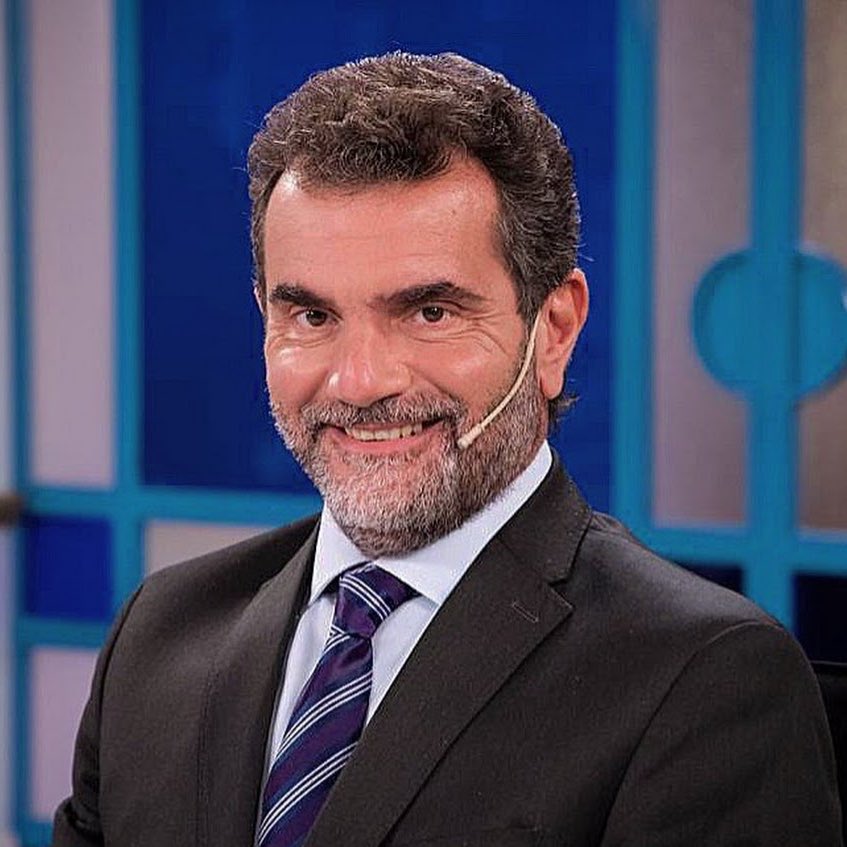 Hay que empezar a exponer las páginas web de tráfico ínfimo de ciertos periodistas y las publicidades de municipios y provincias que aparecen en ellas. Luis Novaresio y Paulino Rodrigues no son los únicos.

¿Estamos frente al método preferido para ensobrar mercenarios mediáticos