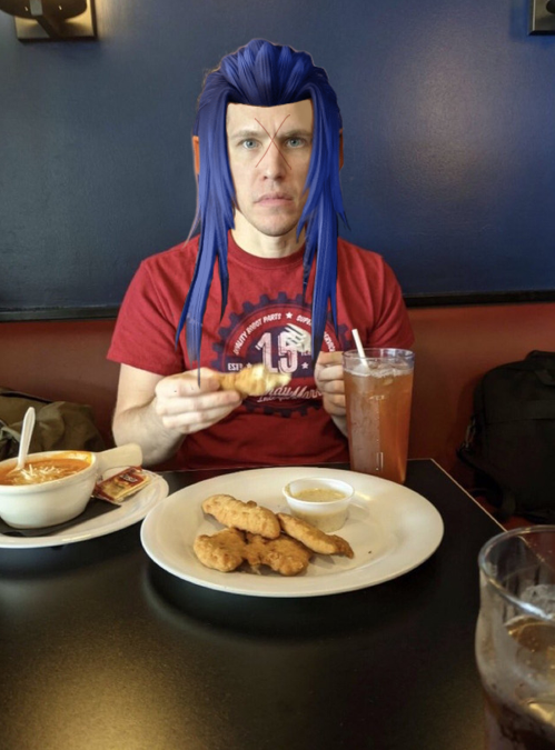 MyHorseMeat's tweet image. saix receives lifetime ban from chili's