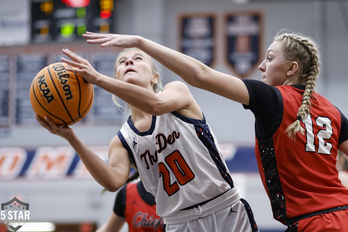 TrottersJW2628's tweet photo. Congratulations to @HayesAdison on scoring her 1️⃣5️⃣0️⃣0️⃣ career point tonight!!  This young lady has had an amazing career!  Proud of you AHay!! https://t.co/P9PcnzQ2b1