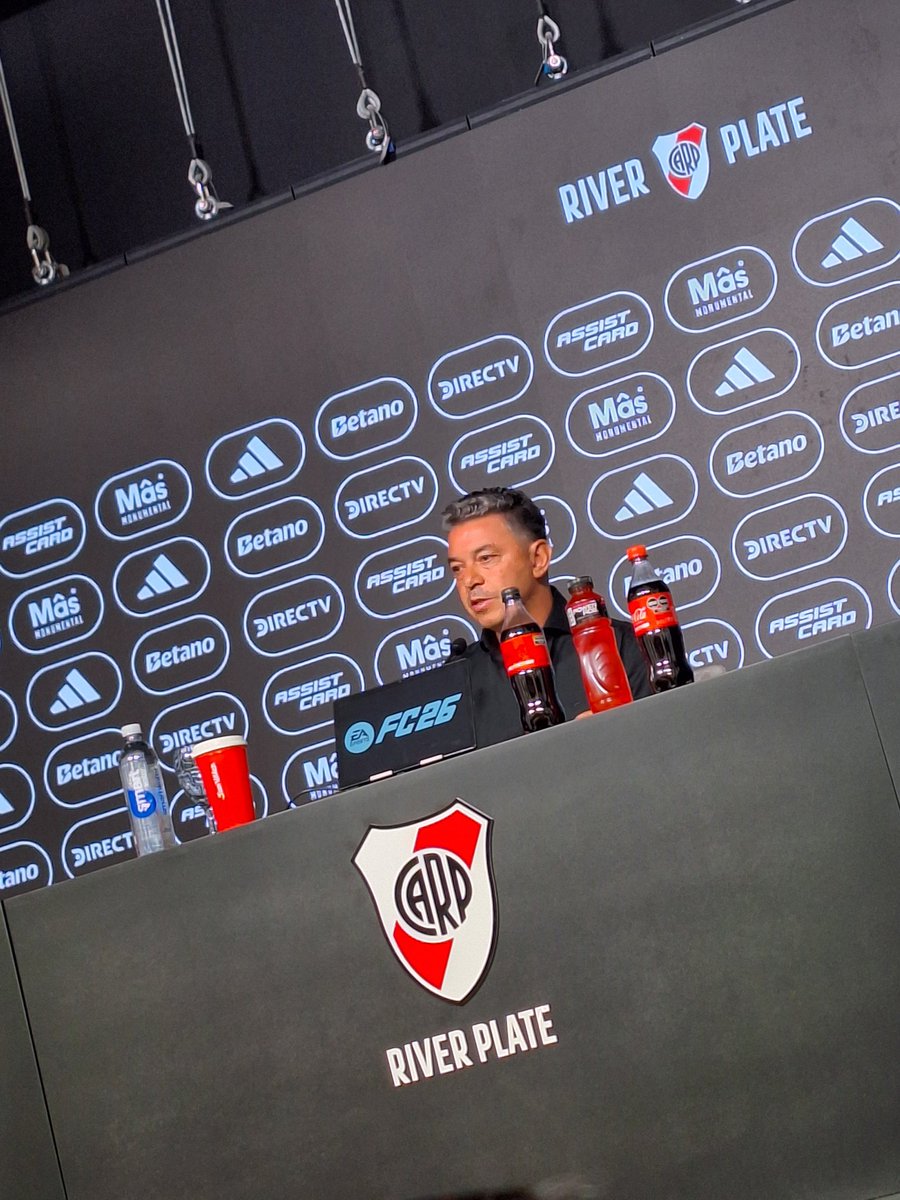 codigoriver's tweet image. #RIVER | GALLARDO 
"Hoy nos salió todo mal, cometimos muchos errores"

"Los análisis, cuando hay errores muy puntuales, se hacen para adentro"