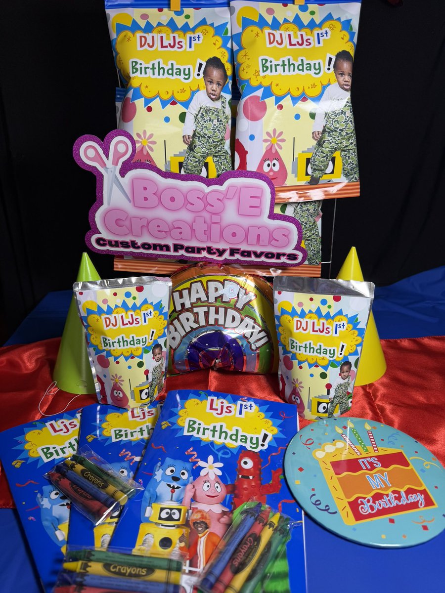 KweenEishaaa's tweet image. Book BossE Creations✨ to create your custom party favors #partyfavors #chipbags #custommade #caprisun #yogabbagabba