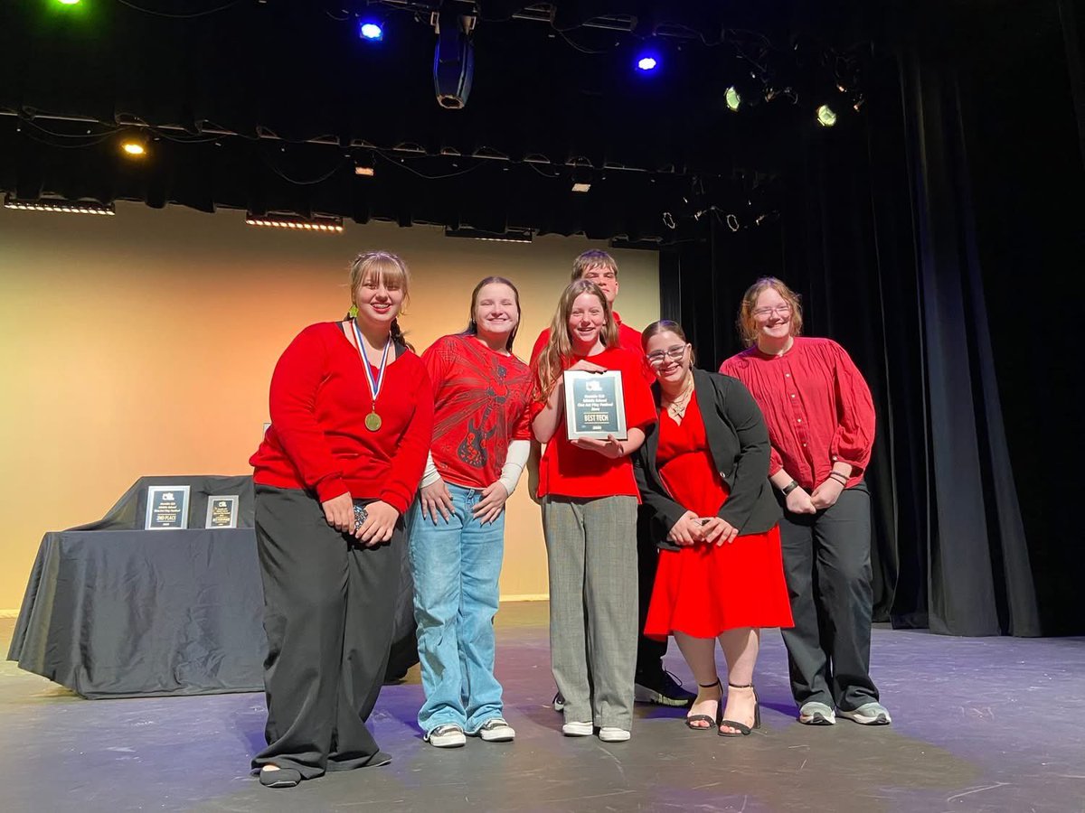 HumbleISD_CMS's tweet image. Congratulations to our One Act Play students! Their production of the Little Prince brought home 3rd place overall and Best Tech! We are proud of you!! #thecoltway @HumbleISD
