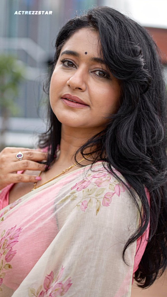 ActressPulseHQ's tweet photo. 𝗚𝗼𝗼𝗱 𝗠𝗼𝗿𝗻𝗶𝗻𝗴 𝗗𝗲𝗮𝗿 𝗫 𝗙𝗮𝗺𝗶𝗹𝘆 😍🥰💖 
#PoonamBajwa https://t.co/TvXT0wU807