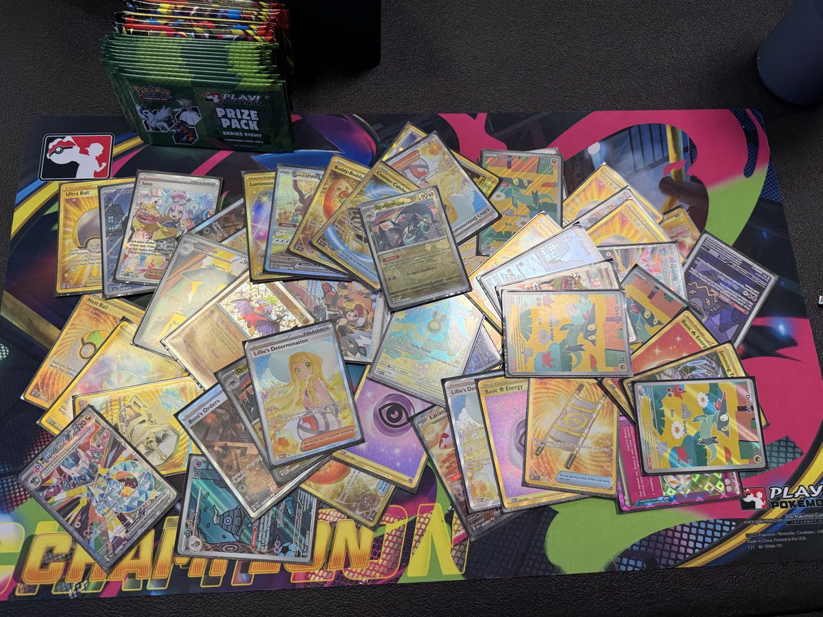 CMuraira's tweet photo. Another Cup win in the books  8-0-1
#Pokemon #PokemonTCG https://t.co/Q6sIlQdSvK