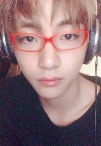 kimberrybwi's tweet photo. this old ✨ https://t.co/D0TpsRX92n