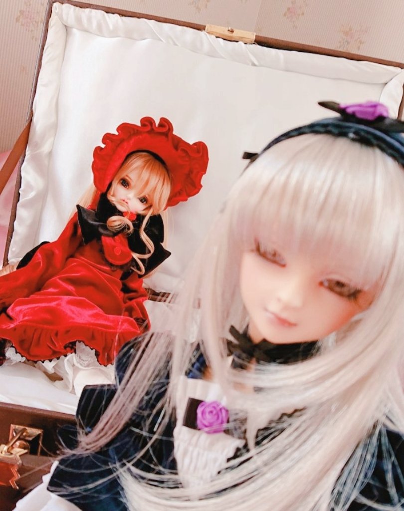 🖤♥️🖤♥️