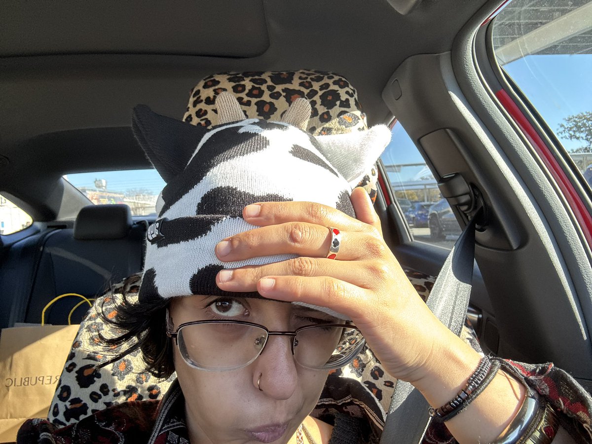 malsteria's tweet photo. my new beanie 😛 https://t.co/6SLlcsnvrc