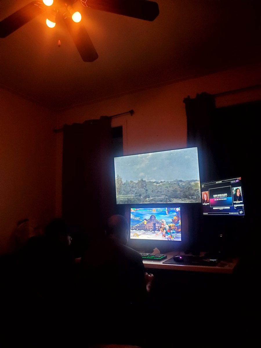 AULMani's tweet photo. Fatal Fury training/studying with Maxter and black.
Texas showdown Grind officially begins today aaaauuullll
#whensgeese
#theHowards https://t.co/Tatk3rP0g4