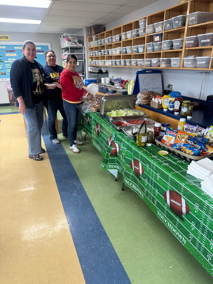 Eastwood Heights ES tweet media