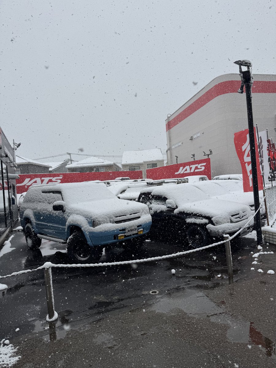 JATS_custom's tweet photo. 大雪ですね、みなさん運転はお気をつけて！ https://t.co/BFm2JXOHKy