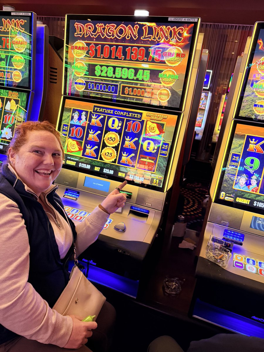 And <a href="/eldecourcy/">Edith DeCourcy</a> just hit number 46 on the free play she won. Unreal night.