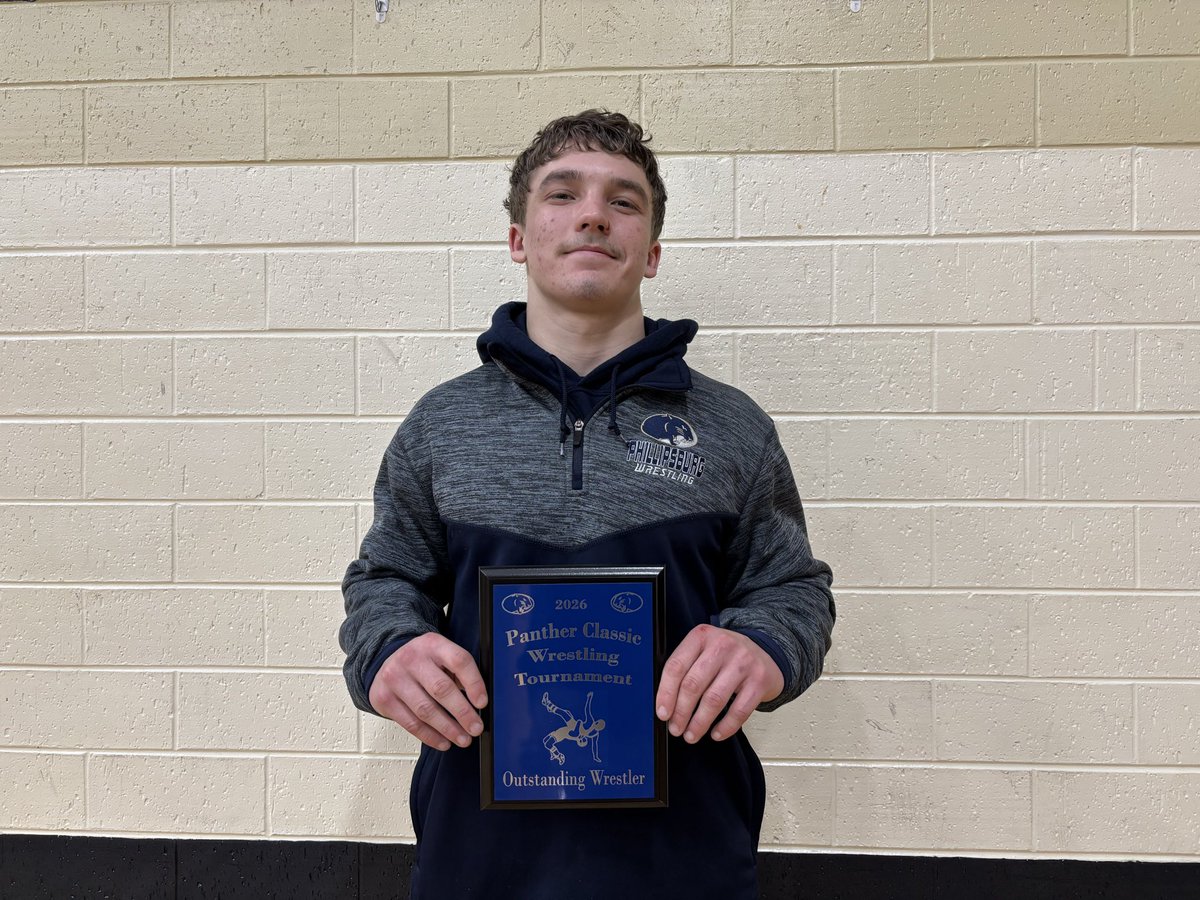 phs_wrestlingks's tweet photo. 2026 Outstanding Wrestler at Panther Classic 

157 Blake Buresh https://t.co/cQutTY5lEz