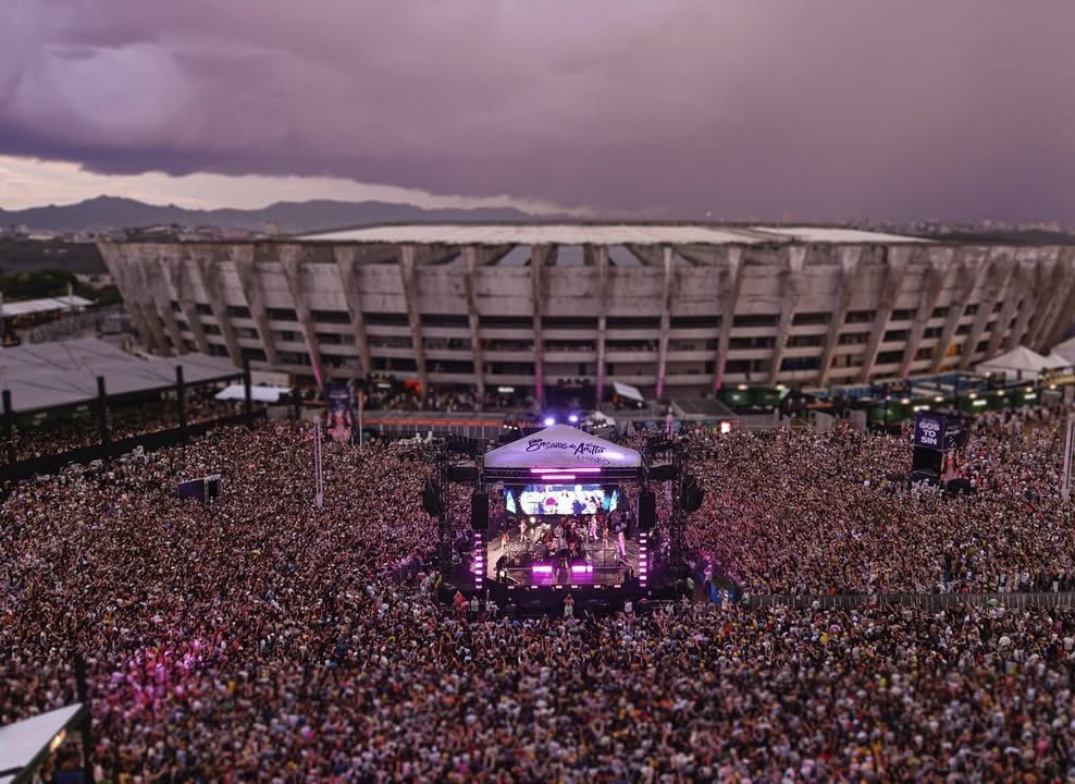 karolbichota_'s tweet photo. Belo Horizonte  🔥 #EnsaiosDaAnitta https://t.co/61NWSgvVUg