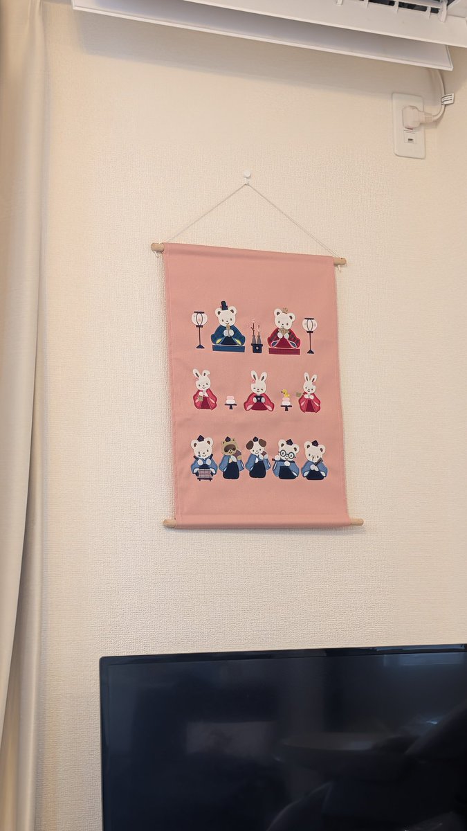 ファミリアのひな祭りタペストリー飾った！ 可愛い🌸🌸🌸 これなら