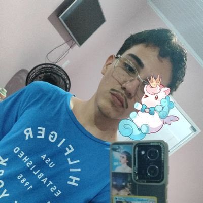 MadyBeeong's tweet image. O guri / o kpeta de bicha feia