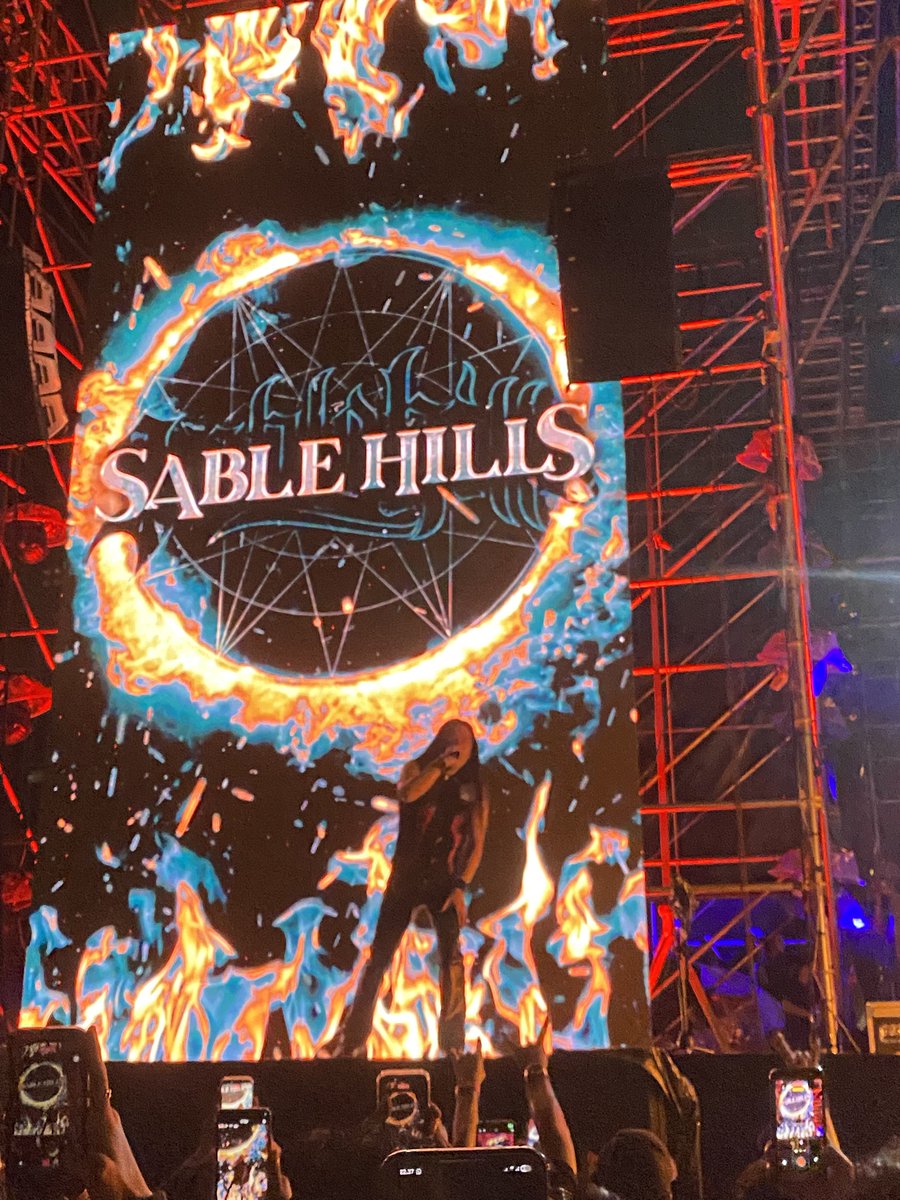 bertaruhpadaapi's tweet photo. terima kasih lek sable hills😝
#originfest https://t.co/66hnNDw9po