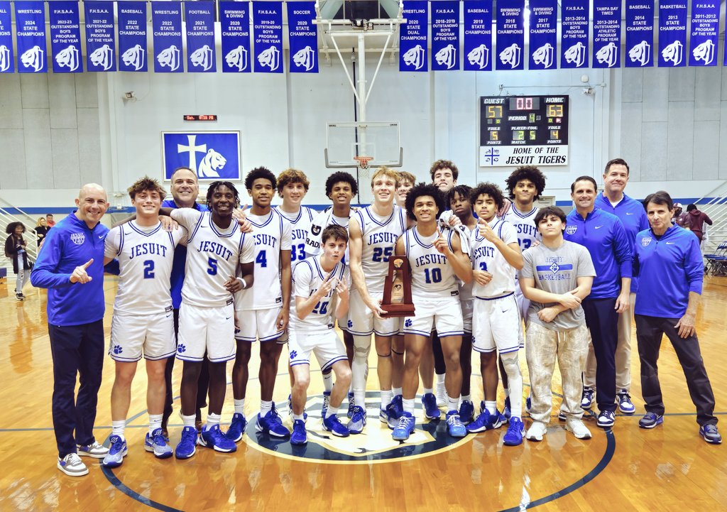 Jesuit Tampa tweet media