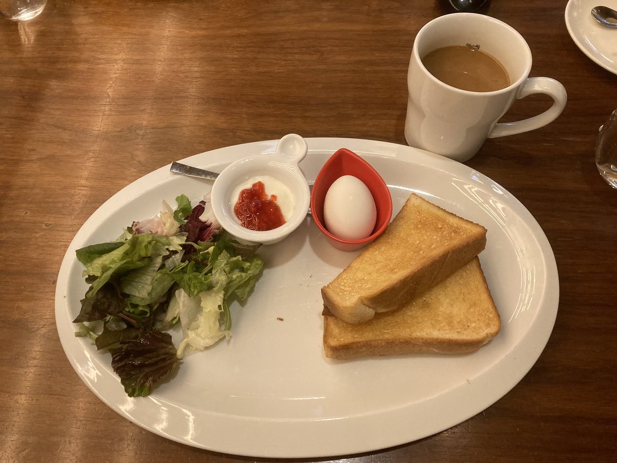 lotus4805's tweet photo. 今朝は、雪の中、むさしの森珈琲で朝ごはん。いとうまし https://t.co/pe4MxKJQ0G