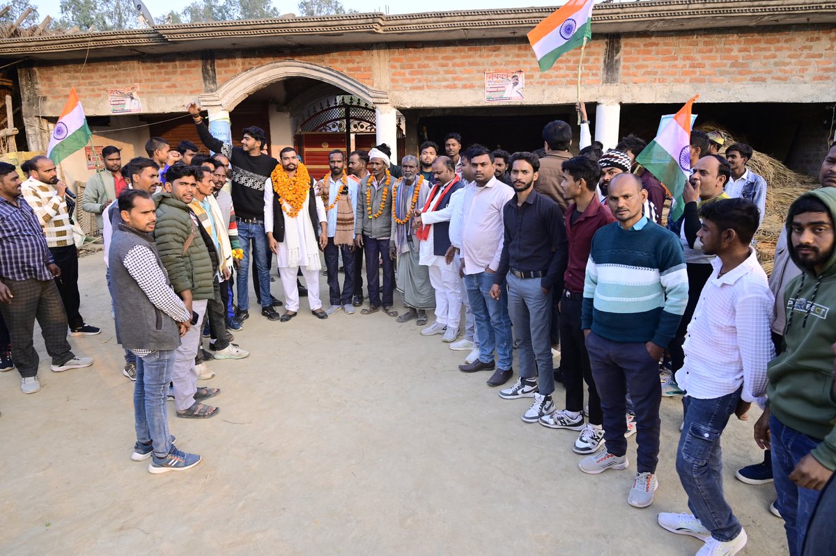 आज #हरदोई से चलके  1 बजे परिवर्तन चौक #लखनऊ में यूजीसी व मानव रावत के समर्थन में अपने साथियों के साथ धरने पर बैठूंगा आप लोग भी पहुंचें <a href="/CMOfficeUP/">CM Office, GoUP</a> <a href="/lkopolice/">LUCKNOW POLICE</a> <a href="/UPGovt/">Government of UP</a> <a href="/Uppolice/">UP POLICE</a> <a href="/myogiadityanath/">Yogi Adityanath</a> <a href="/DCP_South/">DCP South Lucknow</a> <a href="/dcp_north/">DCP NORTH LUCKNOW</a> <a href="/AdminLKO/">DM Lucknow</a> #liu <a href="/uptrafficpolice/">UP Traffic Police</a> <a href="/lucknowtraffic/">LUCKNOW TRAFFIC POLICE</a>