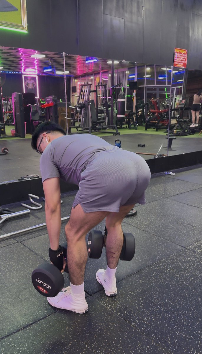 Thành Nhân tweet media