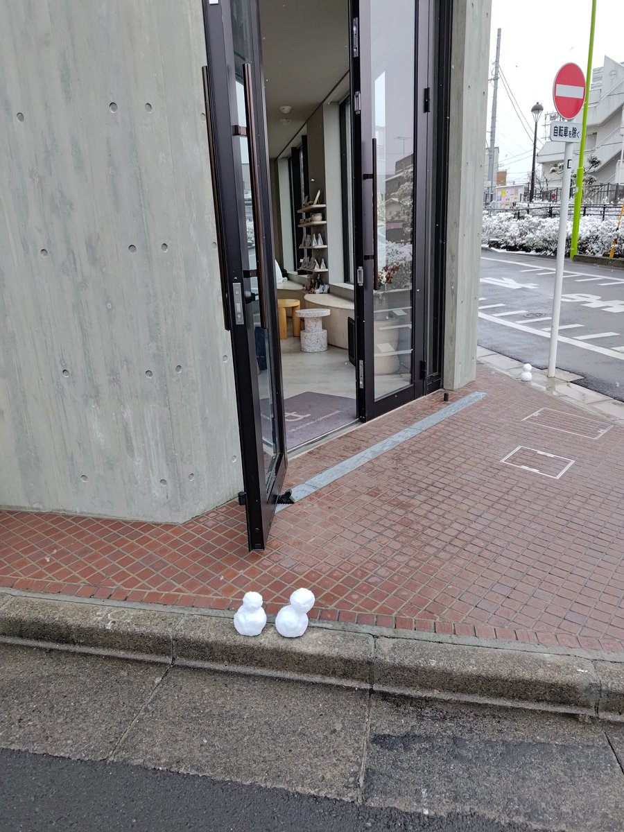 雪だるまいた