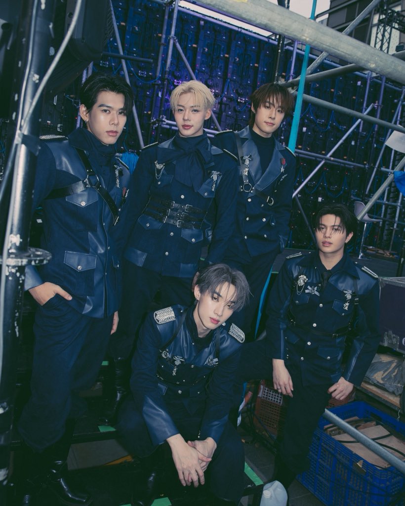 LYKNofficial's tweet image. LYKN at TORO Press Conference 

📍BLOCK I SIAM SQUARE

#TOROxLYKN
#LYKN