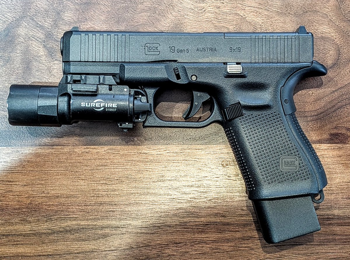 17マグでもカッコいい。 からの マグバンパーもカッコいい。 #G19gen5