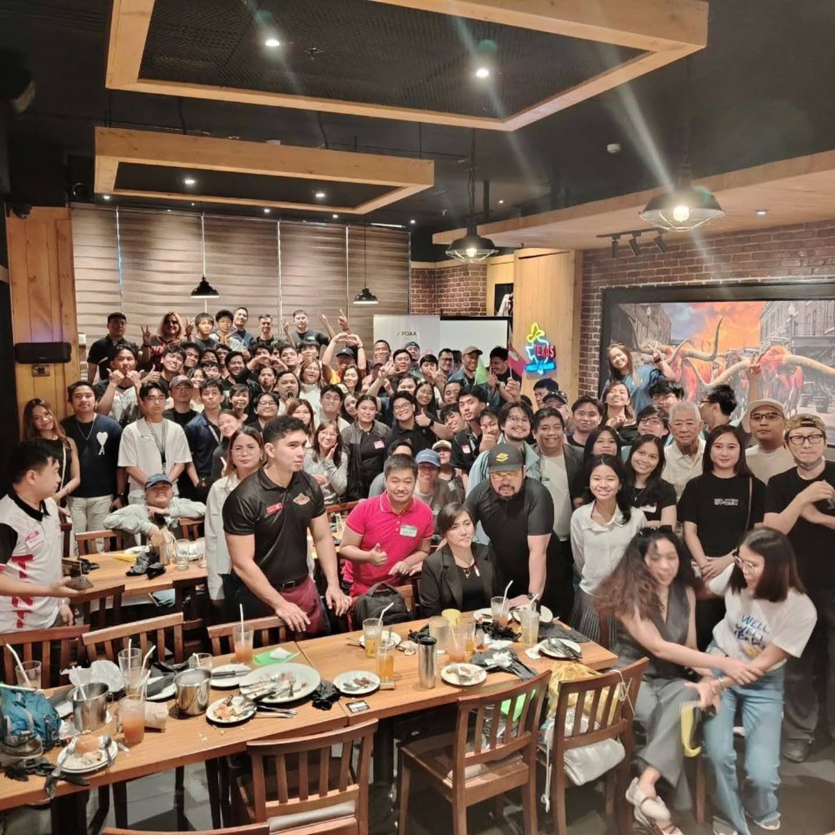 EironFycee's tweet photo. The event is #TheGoodBreakUp
Happened in Texas RoadHouse BGC, Taguig, Metro Manila
Stay tuned and keep the good-breakup energy going!
#YourNextMoneyMove #PDAXCommunity
CTTO: @jops_gg https://t.co/6rwpaqutr0