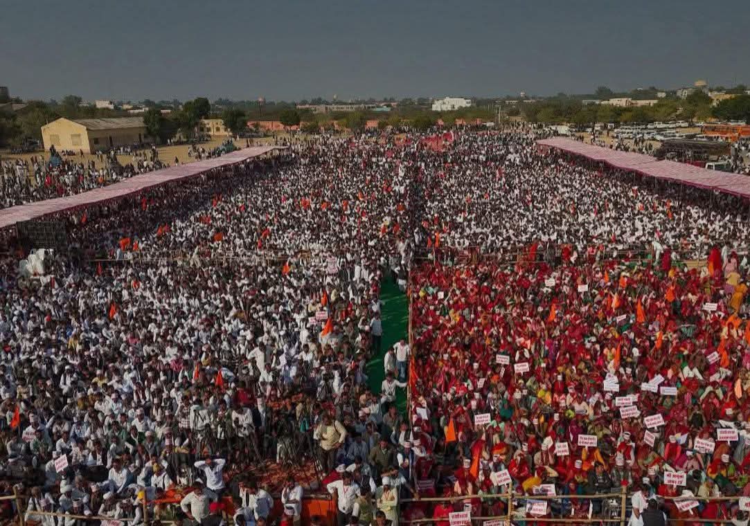 BishnoiSamaj129's tweet photo. ��िकास चाहिए, विनाश नहीं!
खेजड़ी हमारी शान है!
#राजस्थान_सरकार_खेजड़ी_बचाओ https://t.co/0PyxE0oYtk