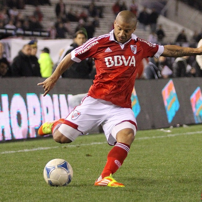 javifernandez's tweet photo. Top 10 Mejores camisetas alternativas de River por escandalo https://t.co/VnQ4Y8QvaM