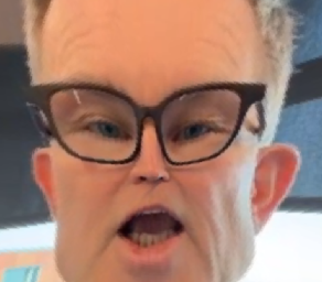 AlisonDoesMC's tweet image. David not giving a single frick about the age check: