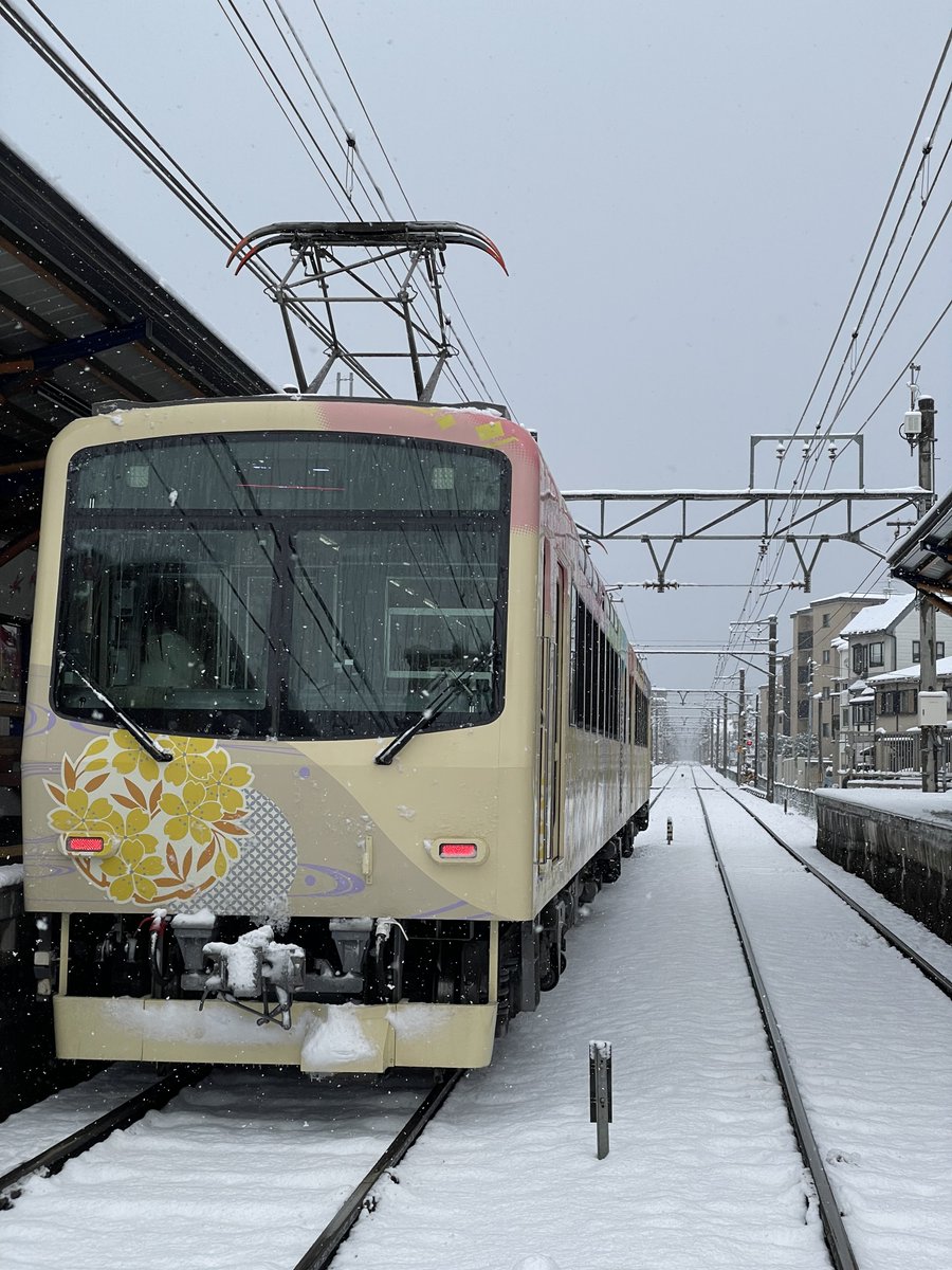 HspSin_1007's tweet photo. 京都もドカ雪です https://t.co/r3fJFBJu00